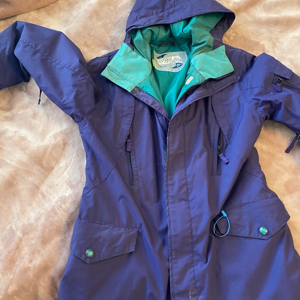 Women's Burton DryRide "The White Collection" Coat used but in good condition